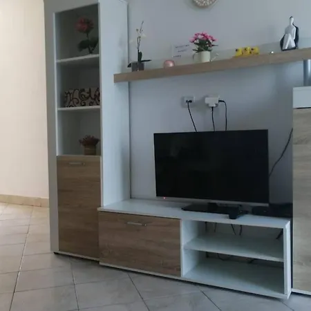 Apartament Lea - Amazing Sea View Sreser